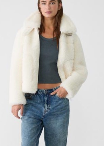 stradivarius beyqz peluş kürk - Görsel 3