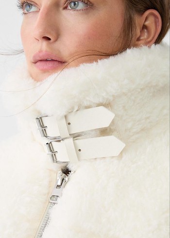 stradivarius beyqz peluş kürk - Görsel 5