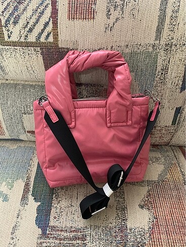 Zara pembe çanta