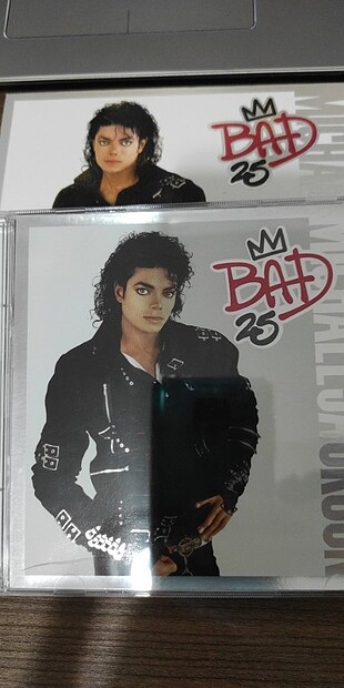  Michael jackson Bad 25