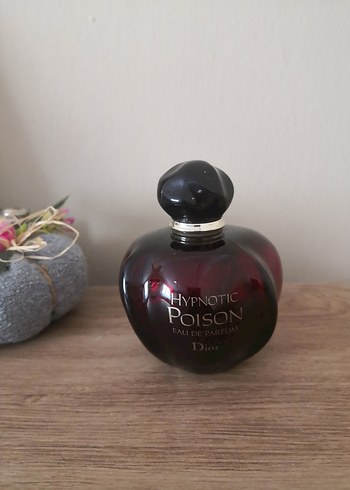 Dior Dior Hypnotic Poison Kadın Parfümü şişesi