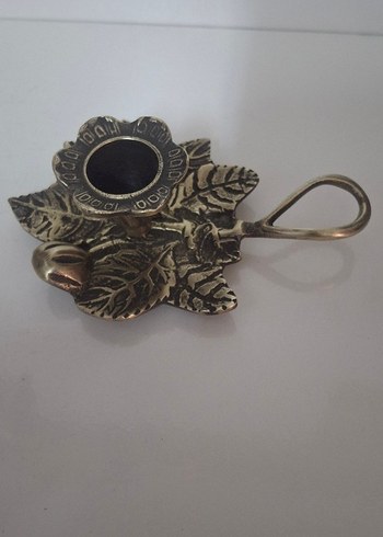 Vintage Altın Renkli Çiçek Desenli Mumluk