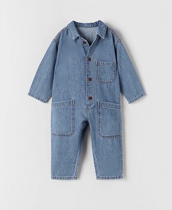 Zara Denim worker tulum