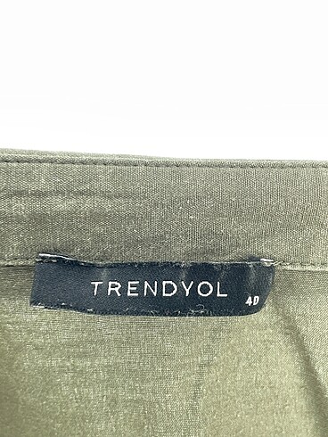 40 Beden haki Renk Trendyol & Milla Gömlek %70 İndirimli.