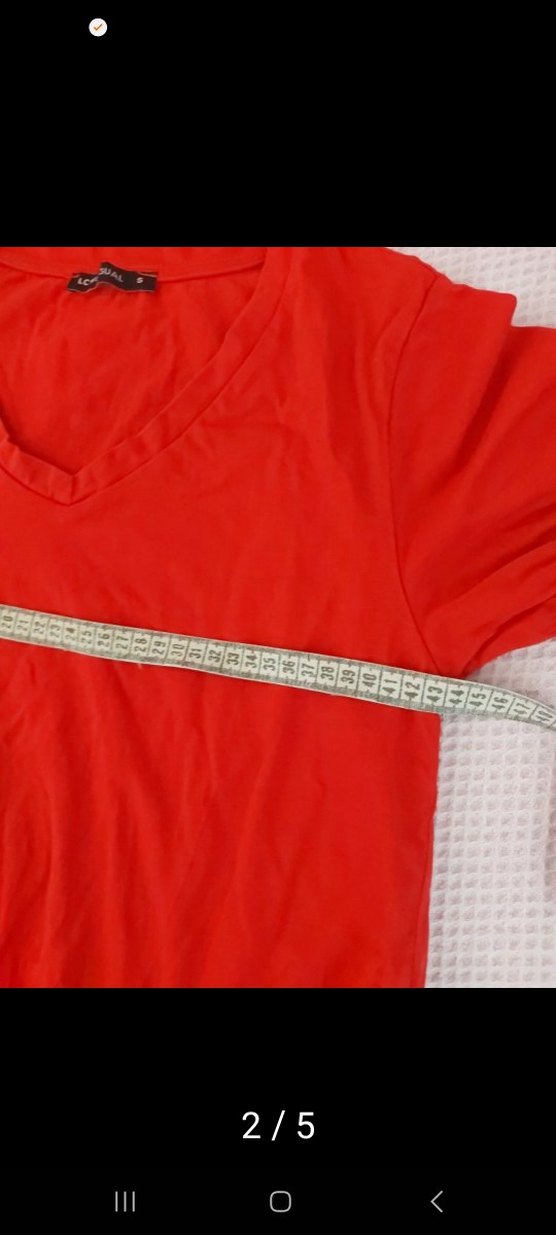 Kısa Kollu Kırmızı V Yaka Kadın Tişört - Görsel 2