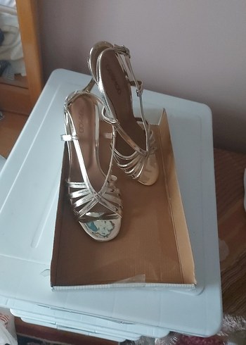 Derimod Altın  Topuklu Kadın Abiye Ayakkabı - Görsel 3