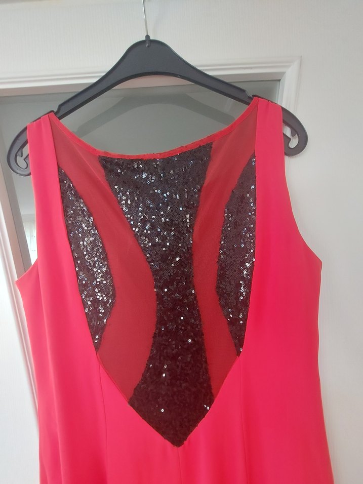 Diger Uzun Kırmızı Drapeli V Yaka Abiye - Görsel 4