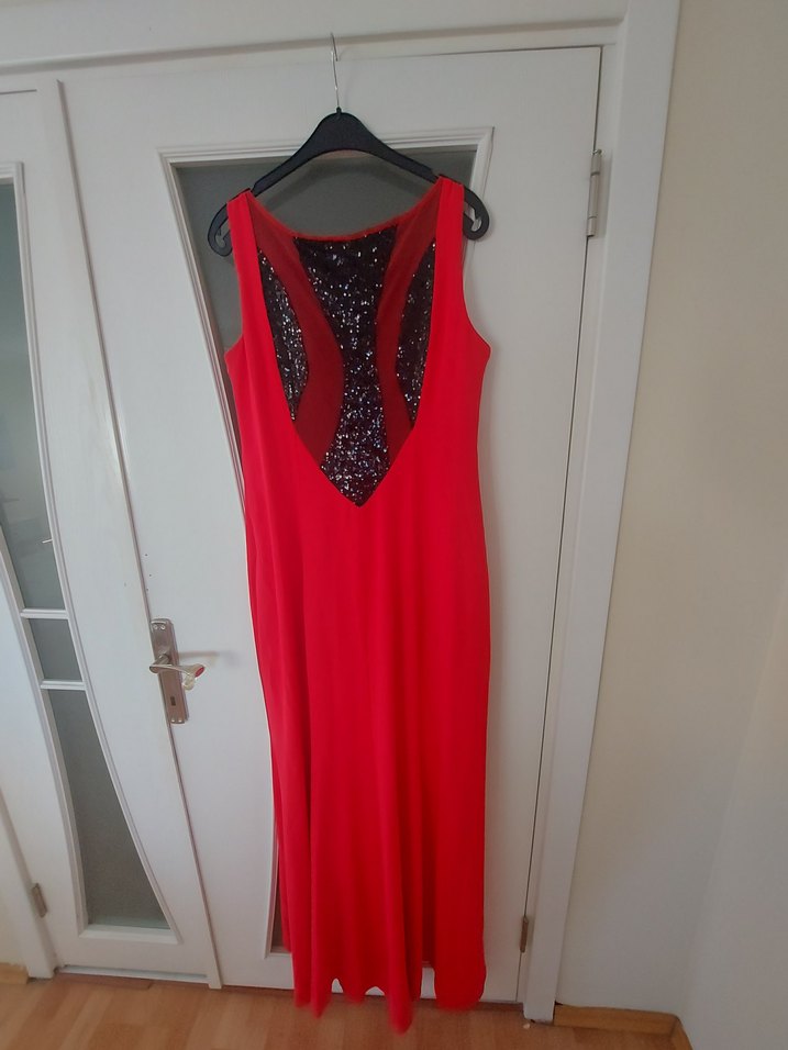 Diger Uzun Kırmızı Drapeli V Yaka Abiye - Görsel 3