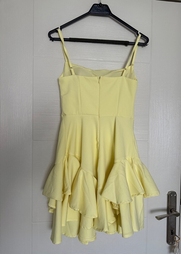 Kısa elbise askılı - Görsel 2