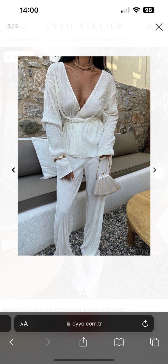 Kadın Beyaz Uzun Kollu Piliseli V Yaka Takım - Görsel 3