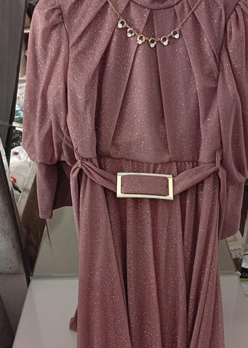 Zincir Detaylı Pembe Uzun Abiye Elbise - Görsel 3