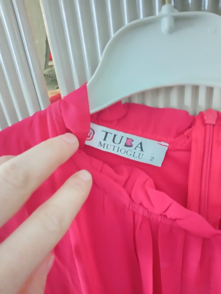 kırmızı V Yakalı Uzun Salaş şifon  kemerli Elbise - Görsel 4