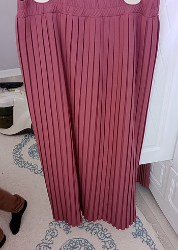 gül kurusu Pileli Uzun Kadın Etek kulanilmamis - Görsel 3