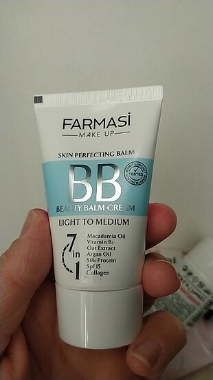  Farmasi bb krem Ürün cocuklarin erişmesi ile açılmış biraz akit