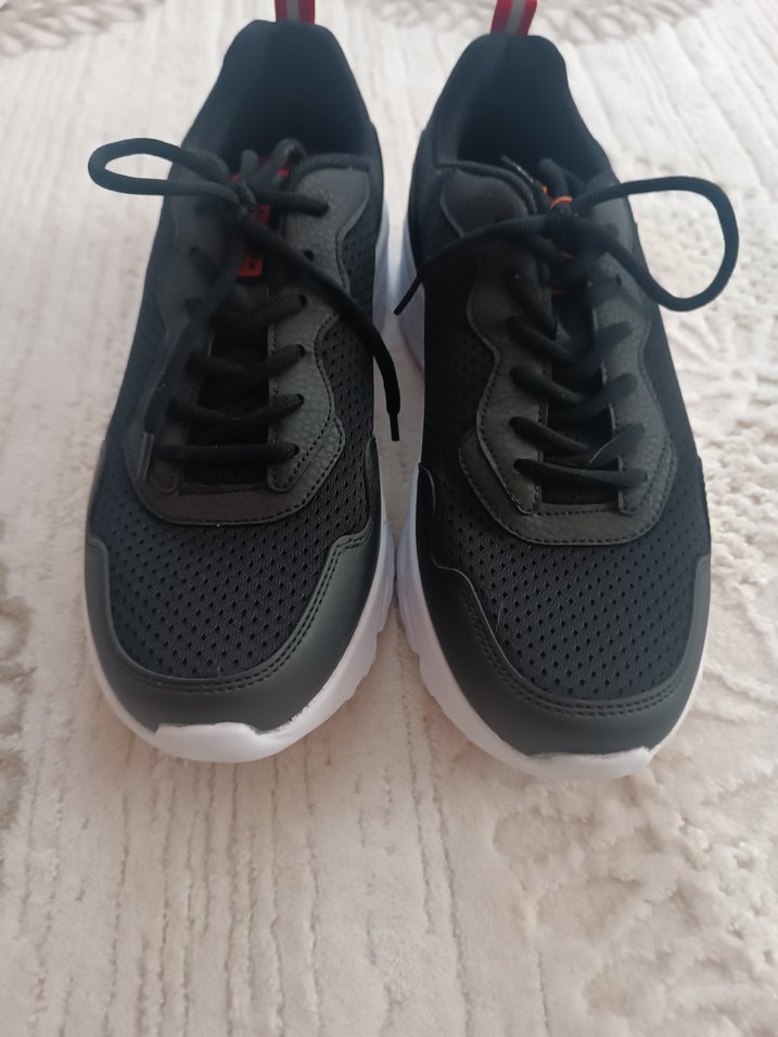 Kinetix spor ayakkabı - Görsel 2