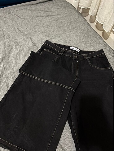 Bershka 44 beden kot