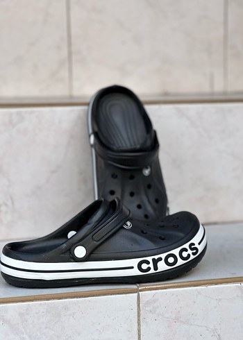Crocs Siyah Bantlı Terlik