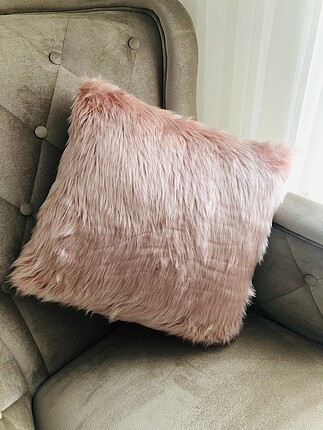 Peluş kırlent kılıfı