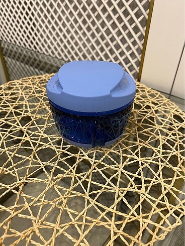 Tupperware doğrayıcı