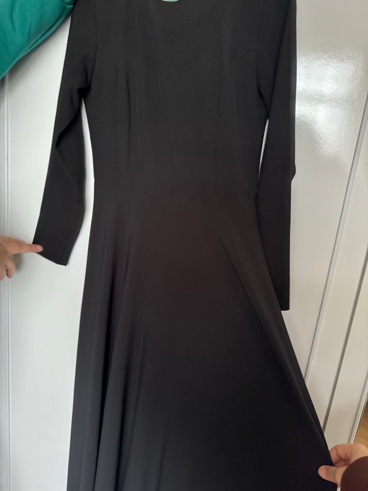 Uzun Siyah Bele Oturan Elbise - Görsel 2