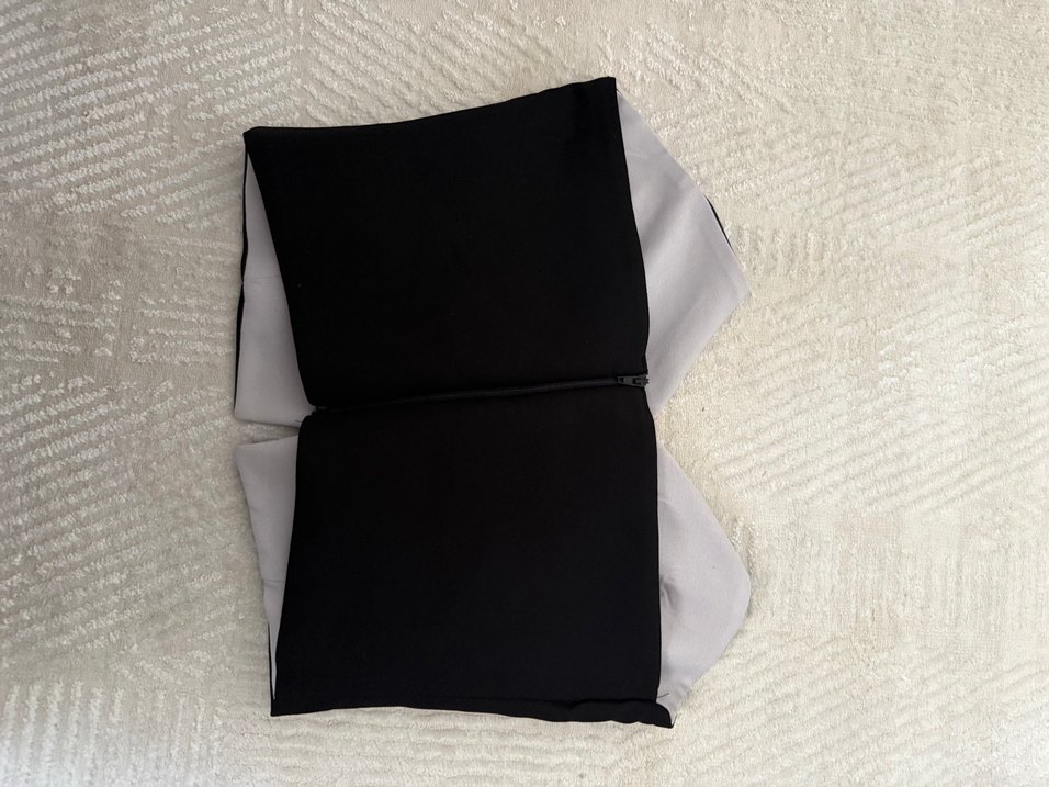 Siyah V Yaka Fermuarlı straplez büstiyer - Görsel 2