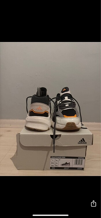 Adidas spor ayakkabı