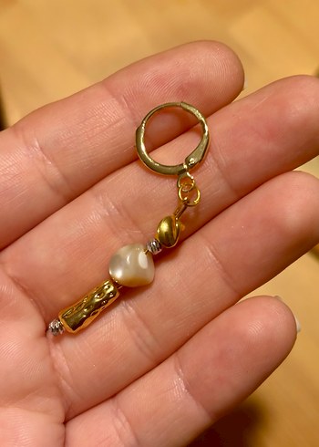 Altın Renk Mini Boncuklu Kadın Küpe - Görsel 3