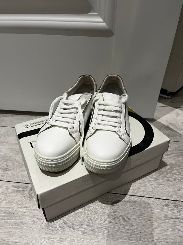 Beyaz Platform Tabanlı Kadın Sneaker - Görsel 2