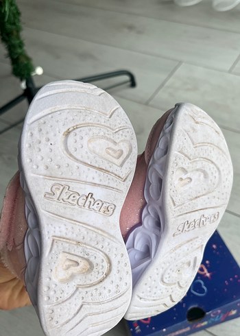 Skechers Kız Çocuk Pembe Cırt Cırtlı bot - Görsel 2