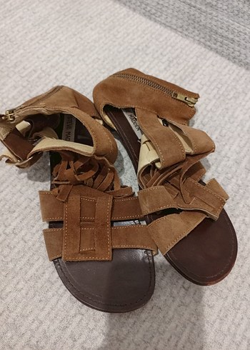 Kahverengi Süet Püsküllü Kadın Sandalet - Görsel 3