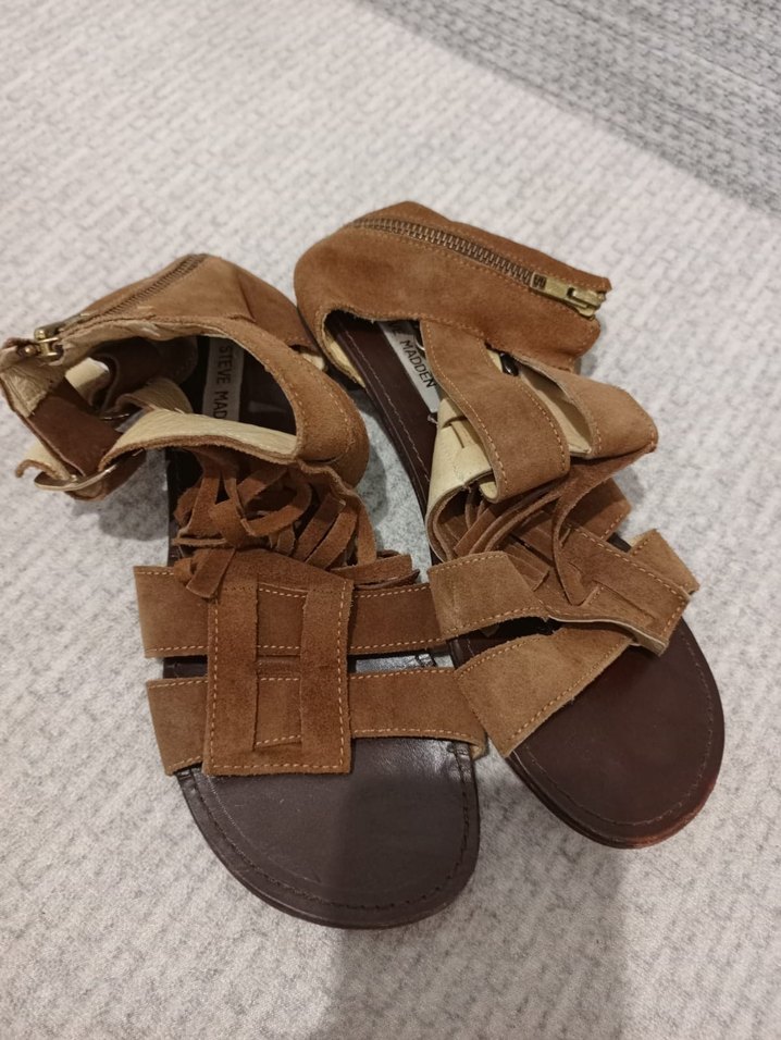 Kahverengi Süet Püsküllü Kadın Sandalet - Görsel 3