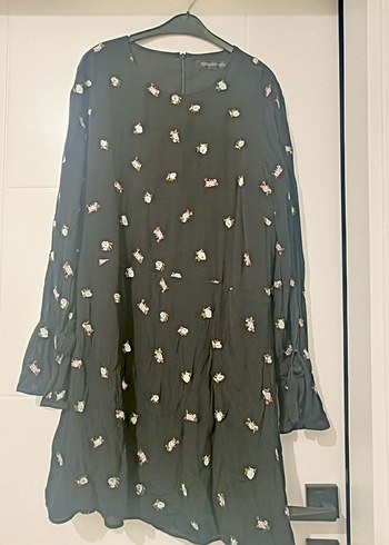 Siyah Nakışlı uzun  Kollu elbise - Görsel 6