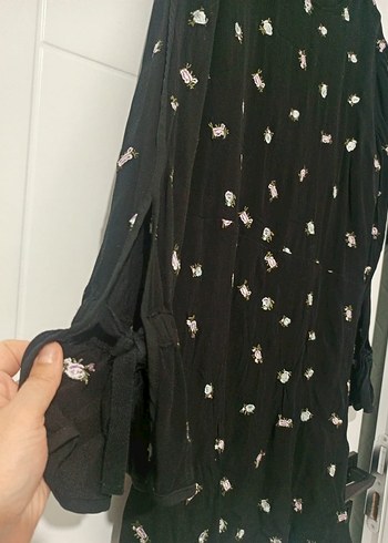 Siyah Nakışlı uzun  Kollu elbise - Görsel 3