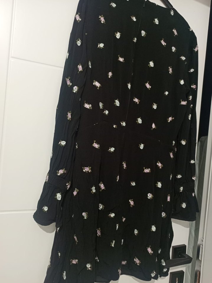 Siyah Nakışlı uzun  Kollu elbise - Görsel 2