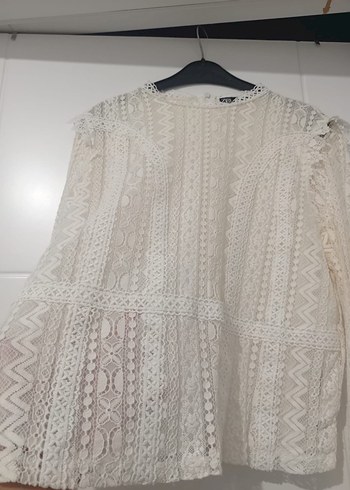 Dantel Detaylı Beyaz Uzun Kollu Kadın Bluz - Görsel 2