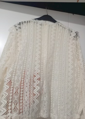 Dantel Detaylı Beyaz Uzun Kollu Kadın Bluz - Görsel 4