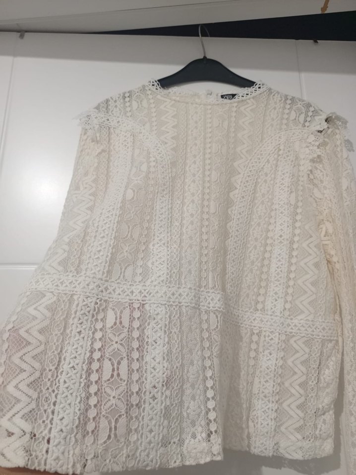 Dantel Detaylı Beyaz Uzun Kollu Kadın Bluz - Görsel 2