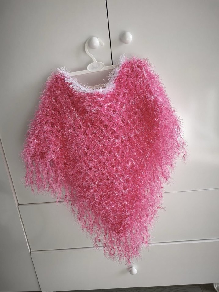 Kız Çocuk Pembe Örgü Poncho - Görsel 2