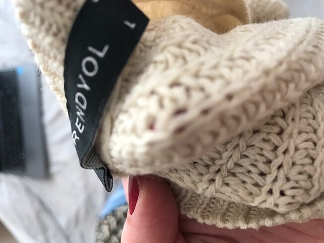 Trendyol & Milla Tek kol örgü üst