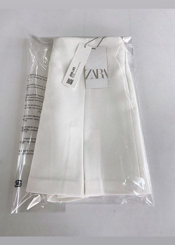 m Beden Zara Kenarı Yırtmaçlı Şort Etek