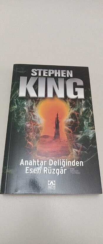 Anahtar Deliğinden Esen Rüzgar - Stephen King 