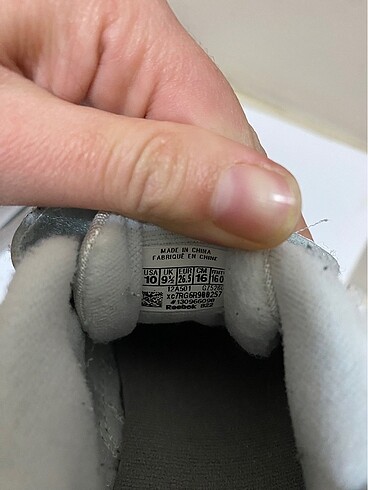 26 Beden beyaz Renk Reebok çocuk ayakkabı