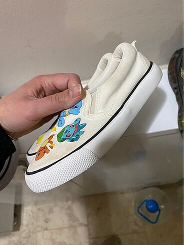 28 Beden H&M çocuk ayakkabı