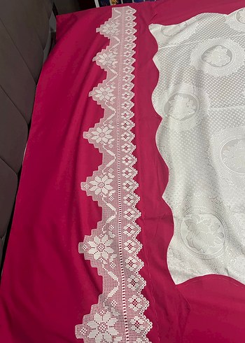 İşlemeli Parlak Beyaz Yatak Örtüsü - Görsel 6