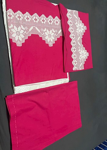 İşlemeli Parlak Beyaz Yatak Örtüsü - Görsel 4