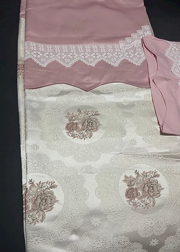 İşlemeli Beyaz Yatak Örtüsü - Görsel 4