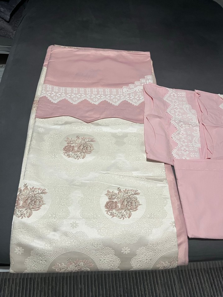 İşlemeli Beyaz Yatak Örtüsü - Görsel 2