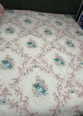 Pembe Pastel Desenli Yatak Örtüsü - Görsel 2