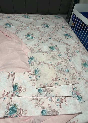 Pembe Pastel Desenli Yatak Örtüsü - Görsel 5