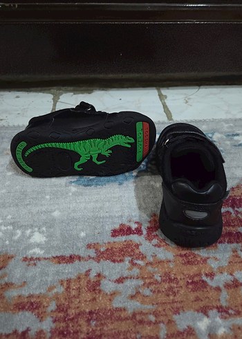 Erkek Çocuk Siyah Cırtlı Spor Ayakkabı - Görsel 2